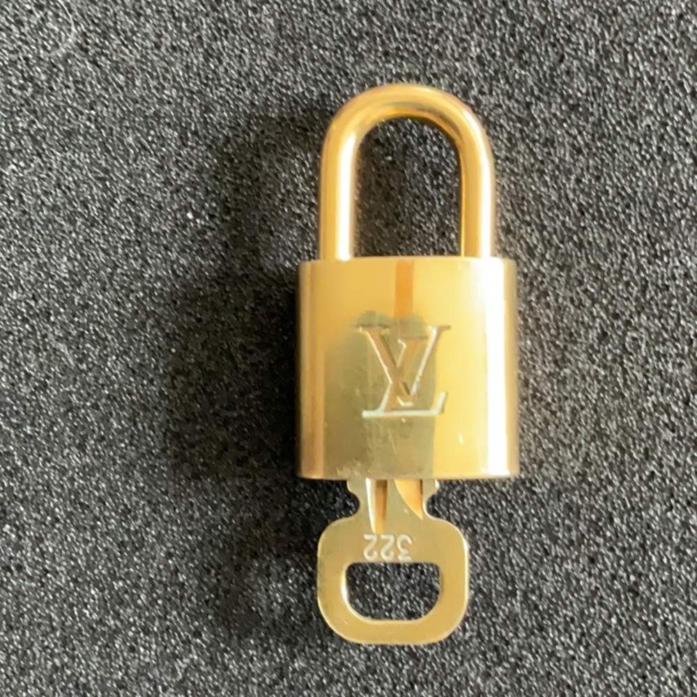 Louis Vuitton Padlock and Key #322